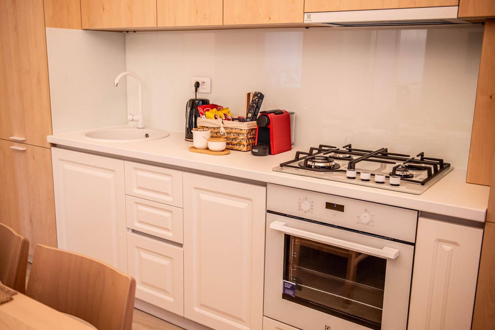 Greenteam Apartment *